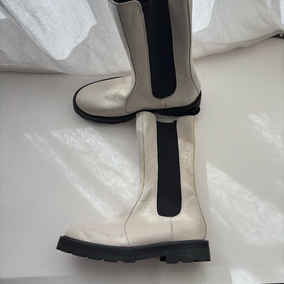 LITA BY CIARA Thrive Tall Chelsea Boot PLATFORM LEATHER OFF WHITE Sz 36/US6 - Picture 3 of 10